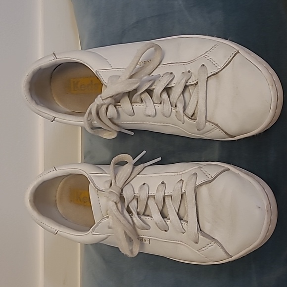 Keds Leather Sneakers Size 7 - Picture 2 of 2